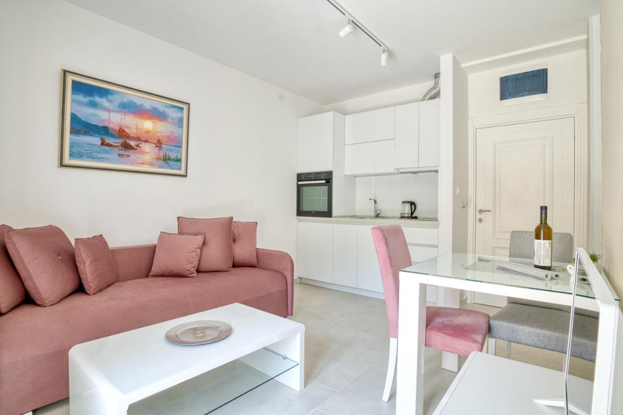 The Golden Luxury Apartments Kotor Ngoại thất bức ảnh