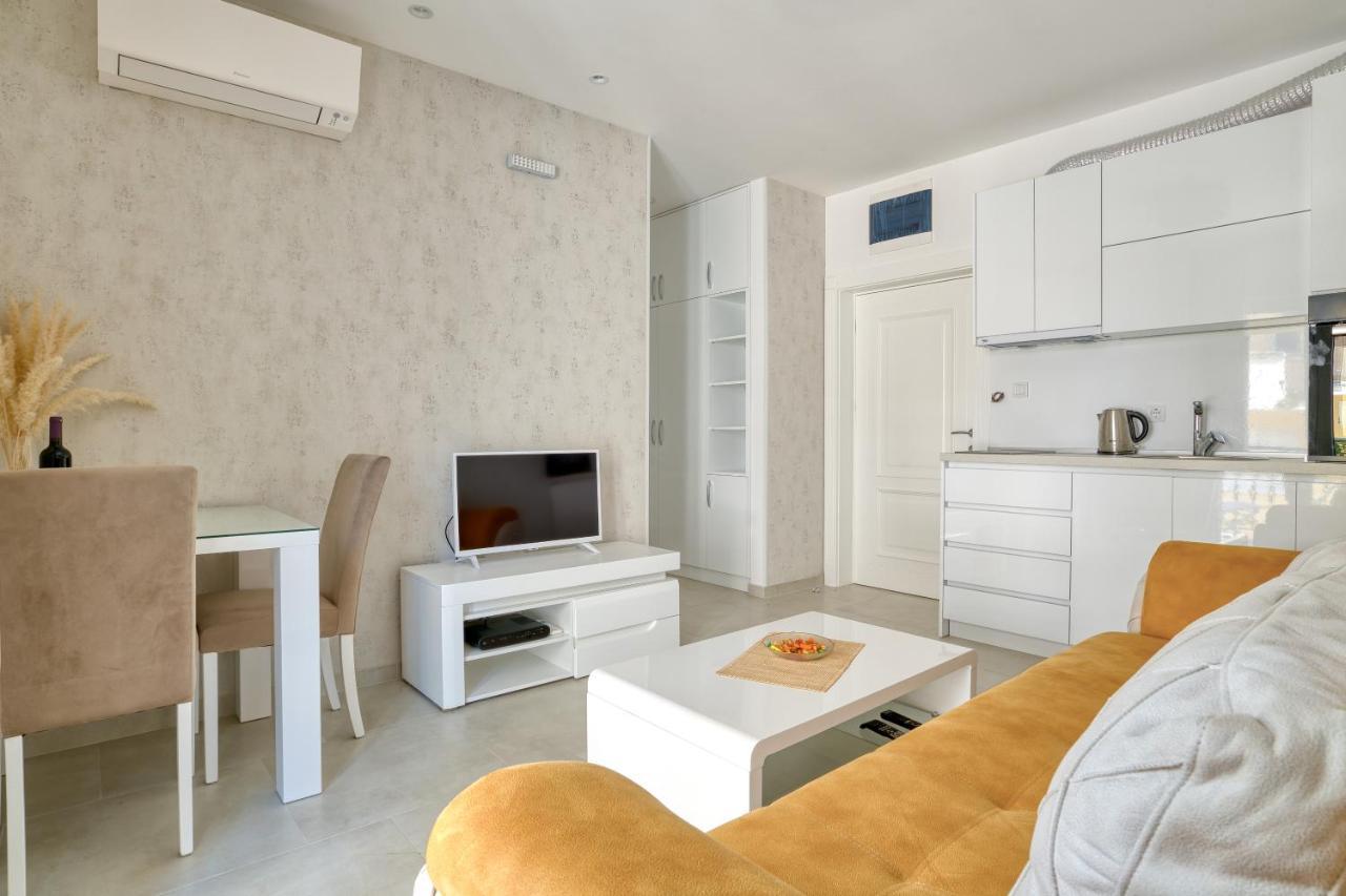 The Golden Luxury Apartments Kotor Ngoại thất bức ảnh